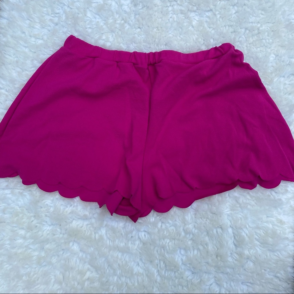 Boohoo Hot Pink Scalloped Shorts